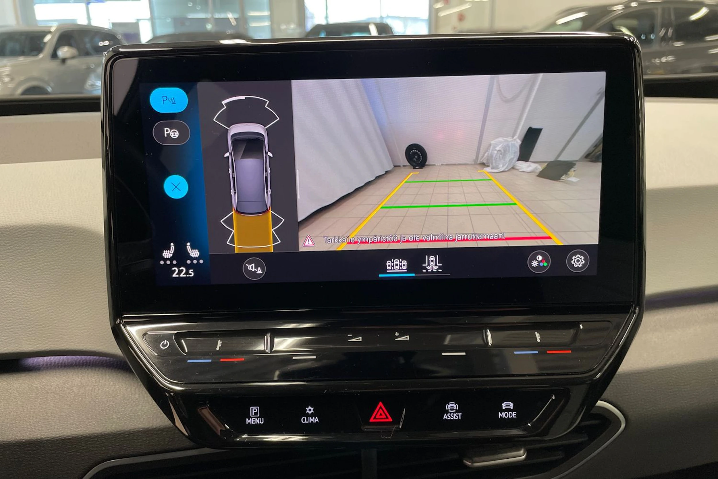 Punainen Volkswagen ID.3 2023 kuva 19.