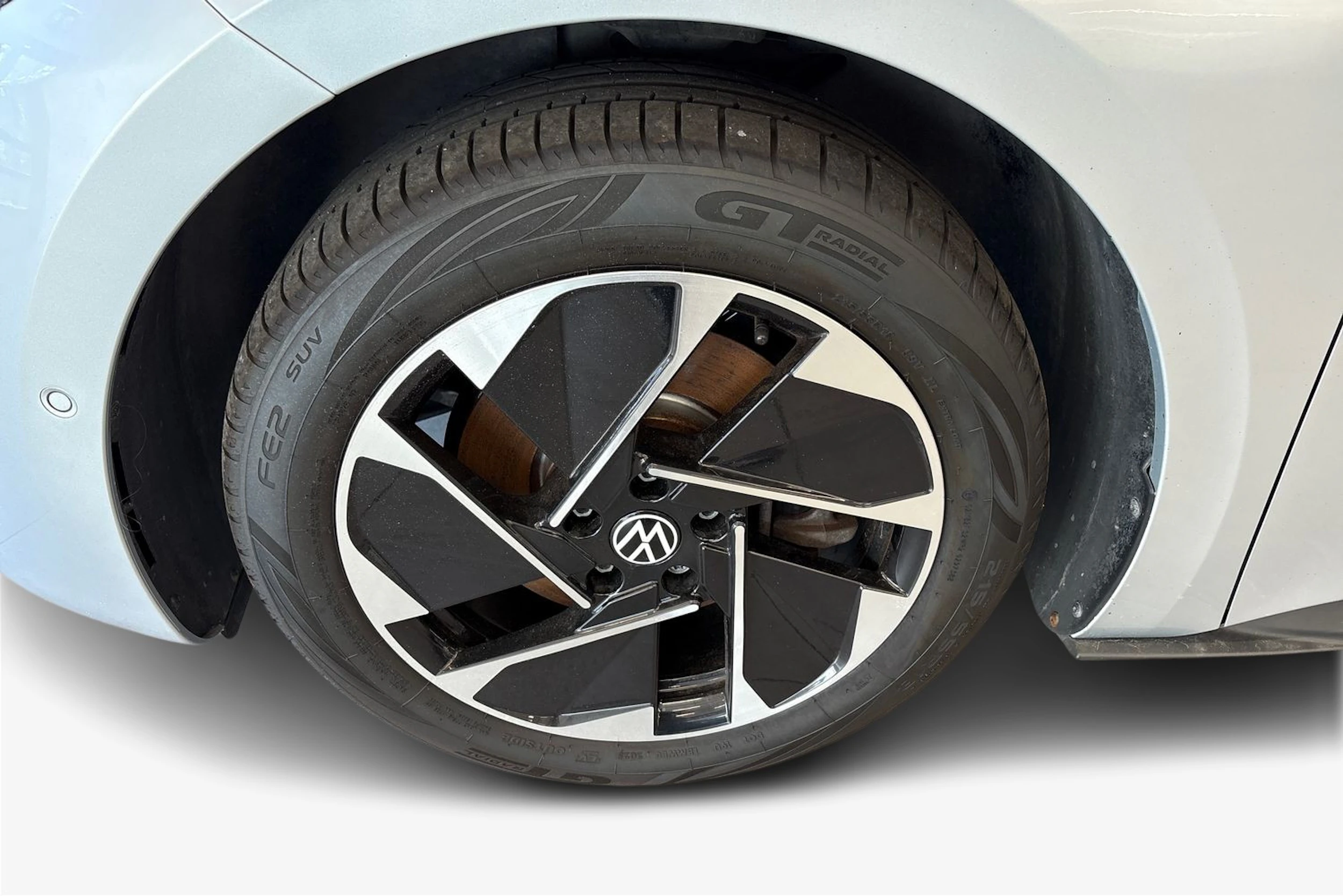 harmaa Volkswagen ID.3 2023 kuva 9.