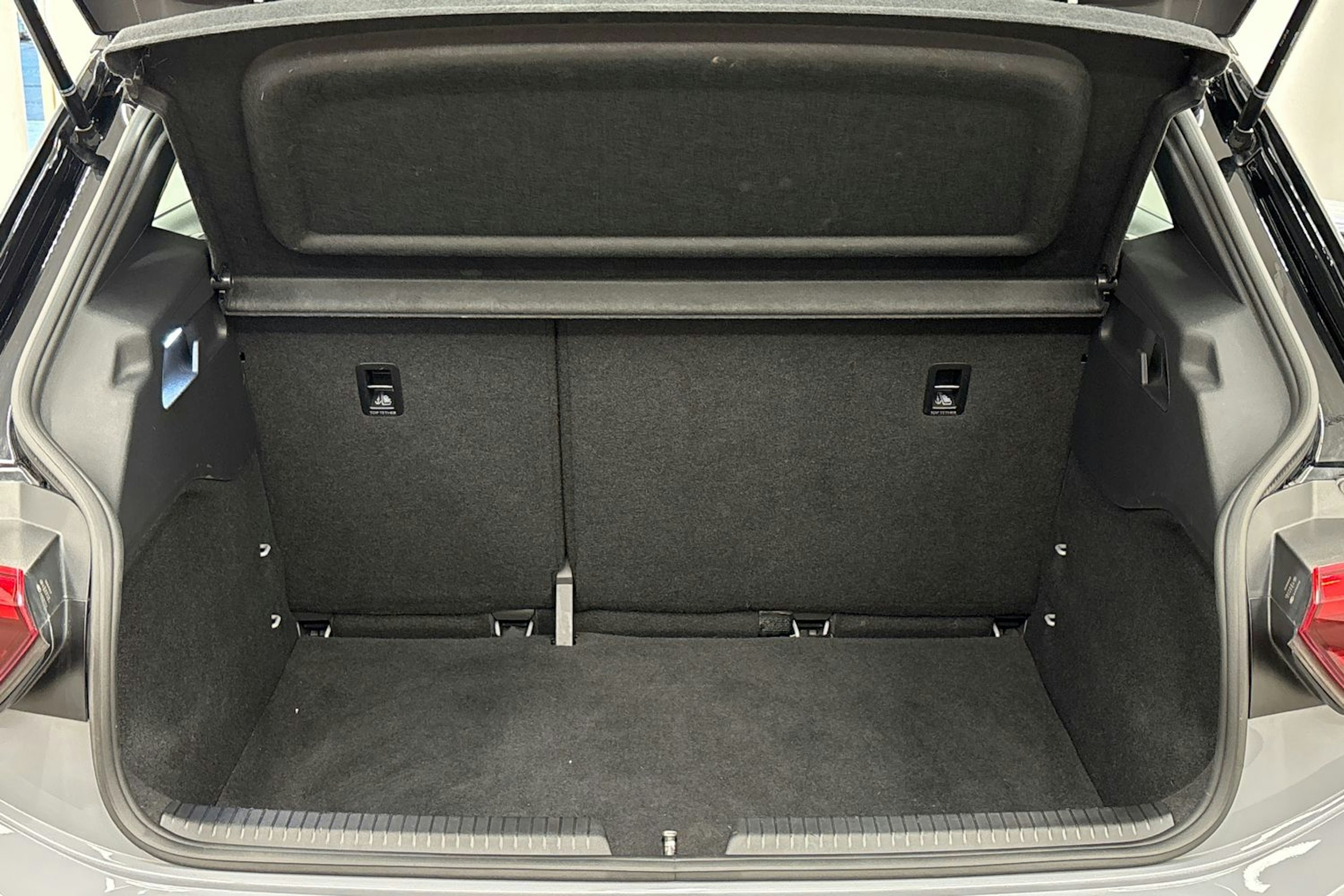 harmaa Volkswagen ID.3 2023 kuva 23.