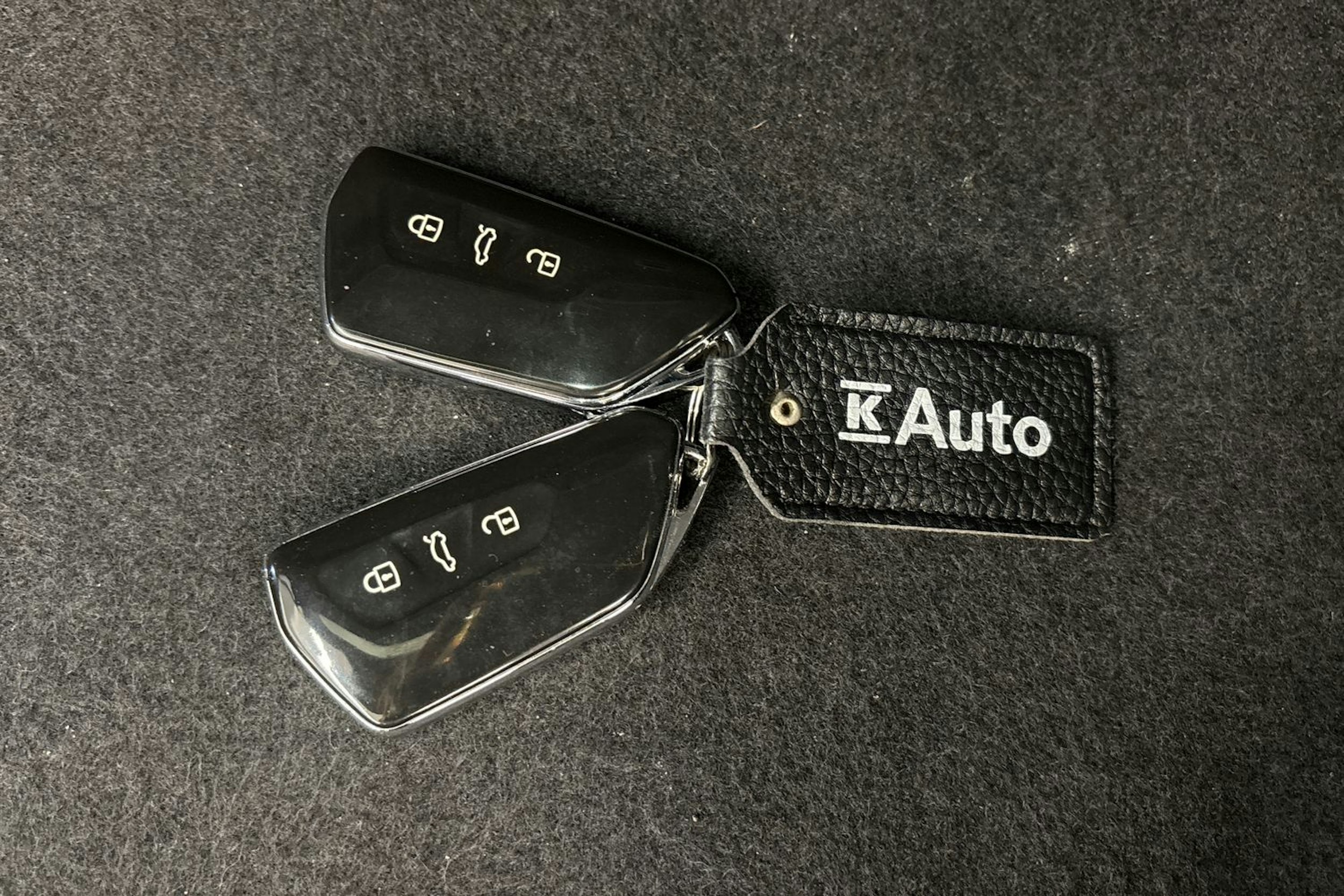 harmaa Volkswagen ID.3 2023 kuva 24.