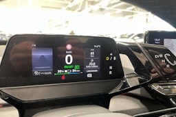 harmaa Volkswagen ID.3 2023 kuva 18.