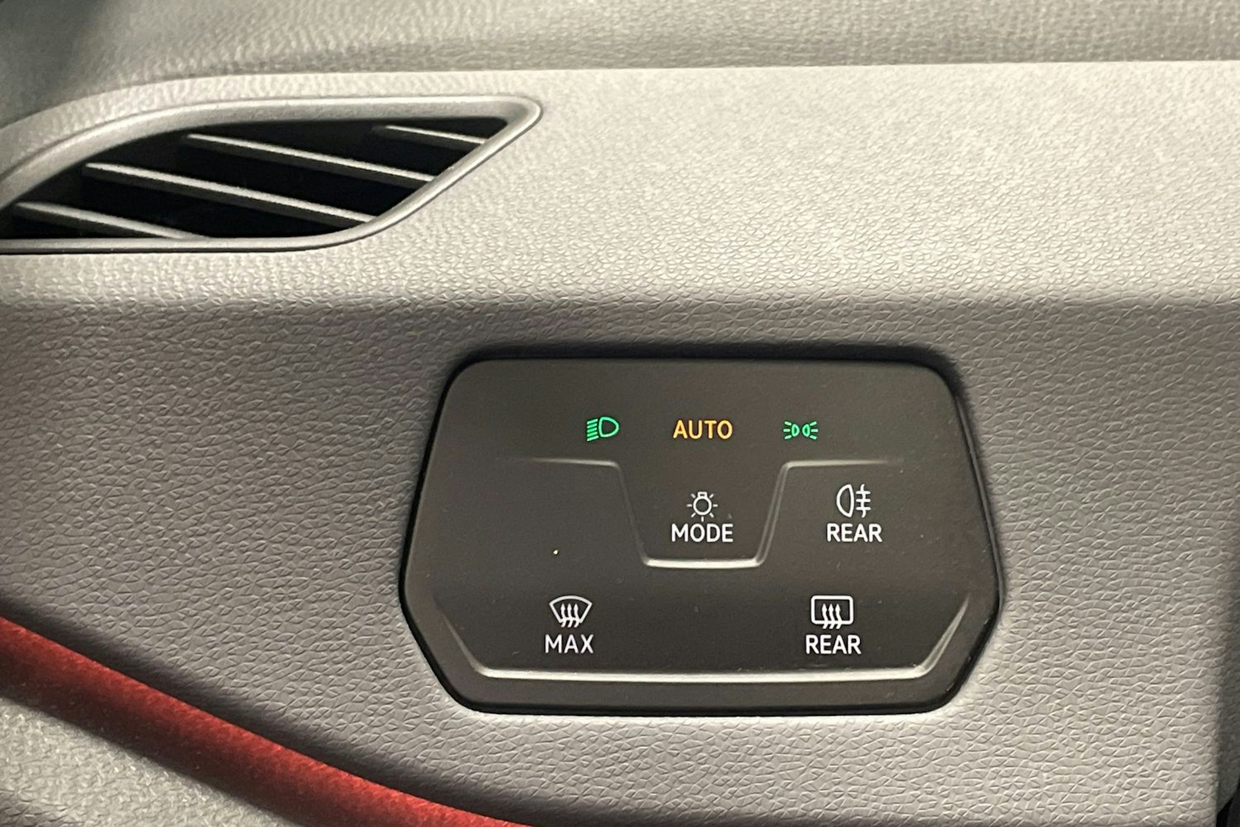 harmaa Volkswagen ID.3 2023 kuva 19.