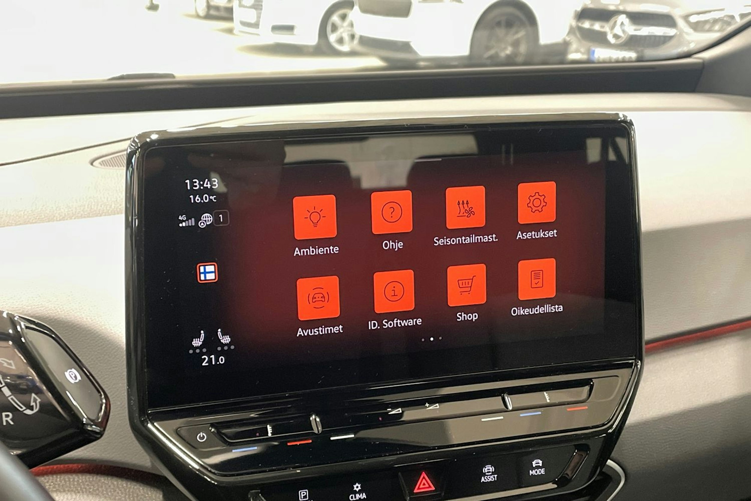 harmaa Volkswagen ID.3 2023 kuva 24.