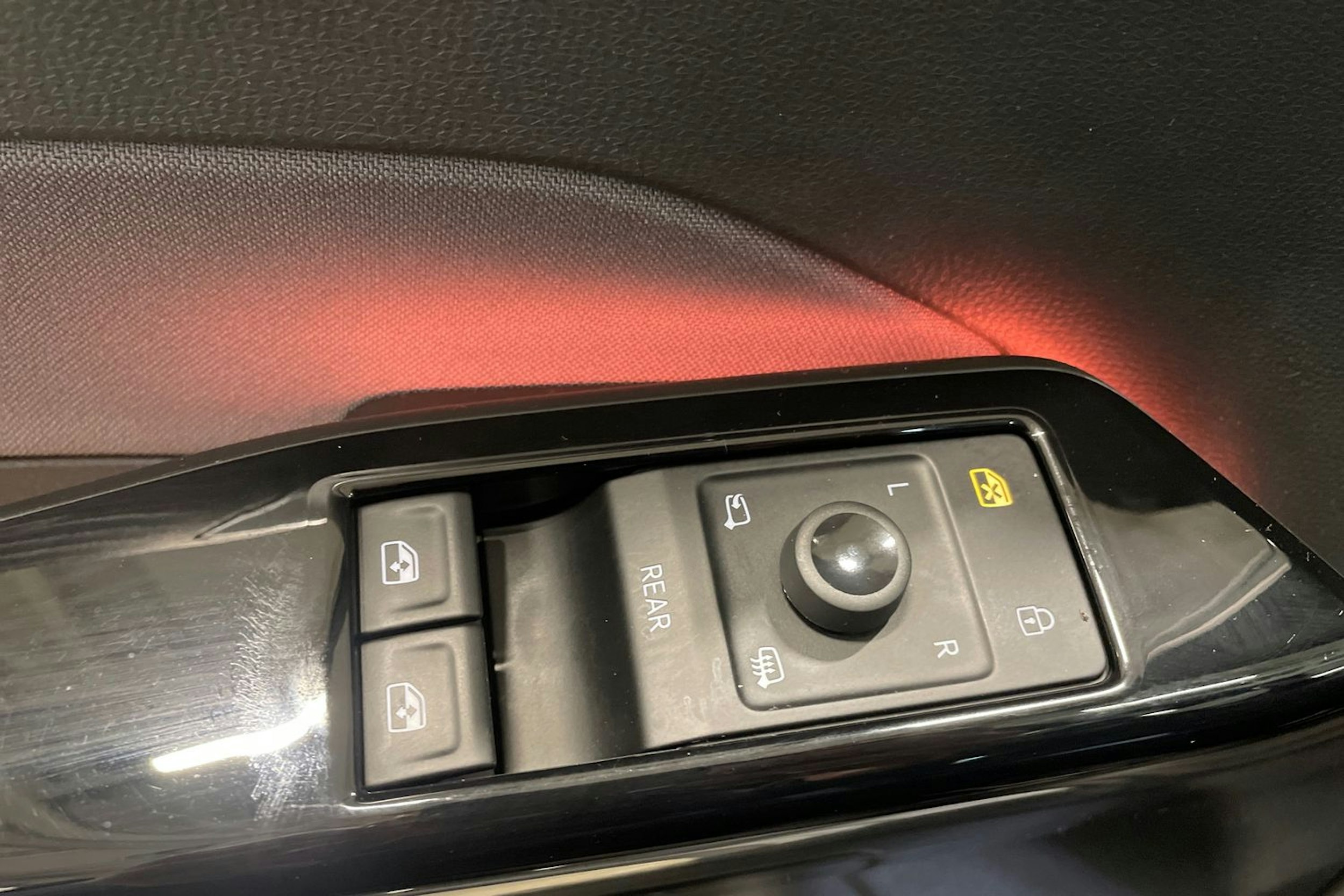 harmaa Volkswagen ID.3 2023 kuva 35.