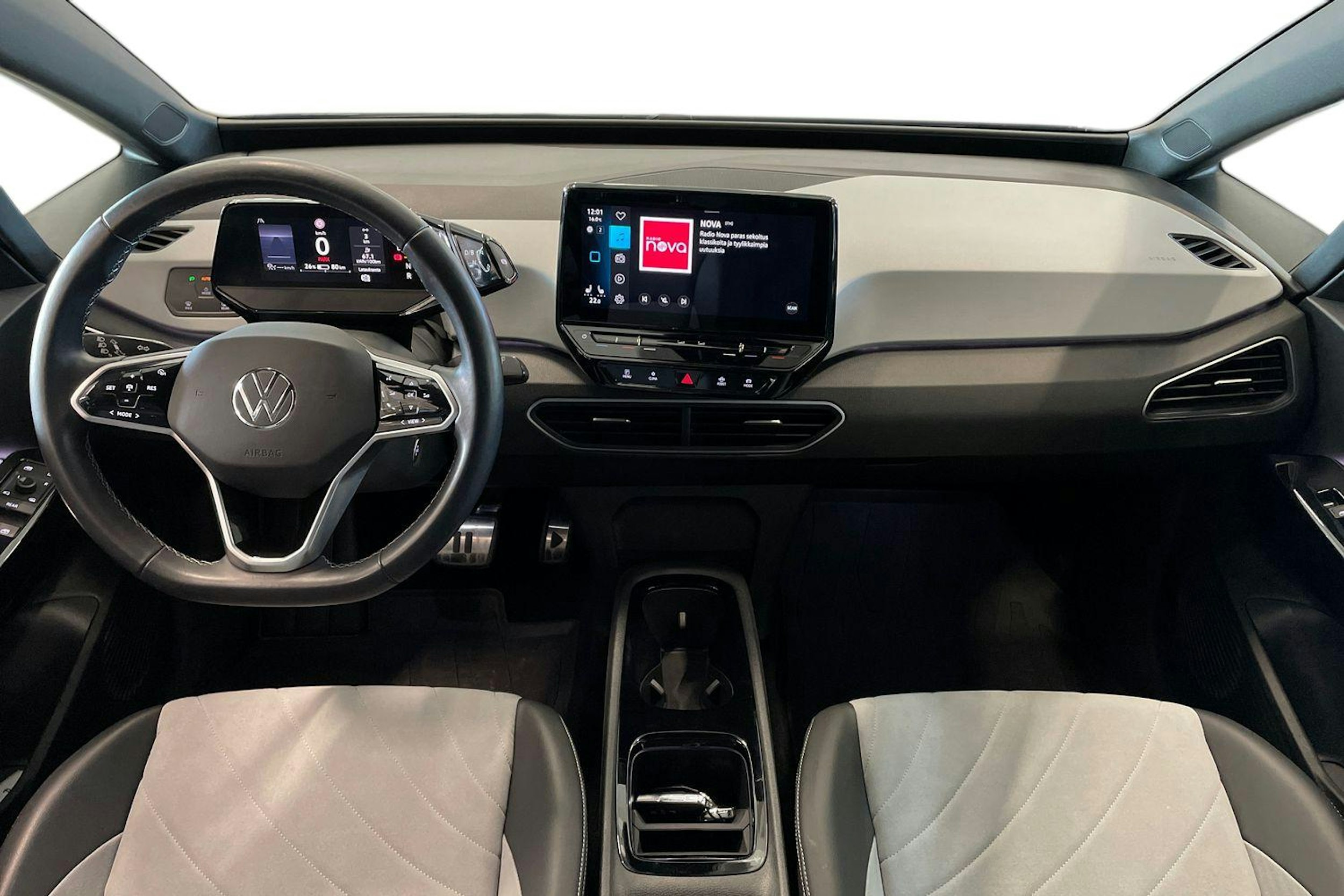 harmaa Volkswagen ID.3 2023 kuva 9.