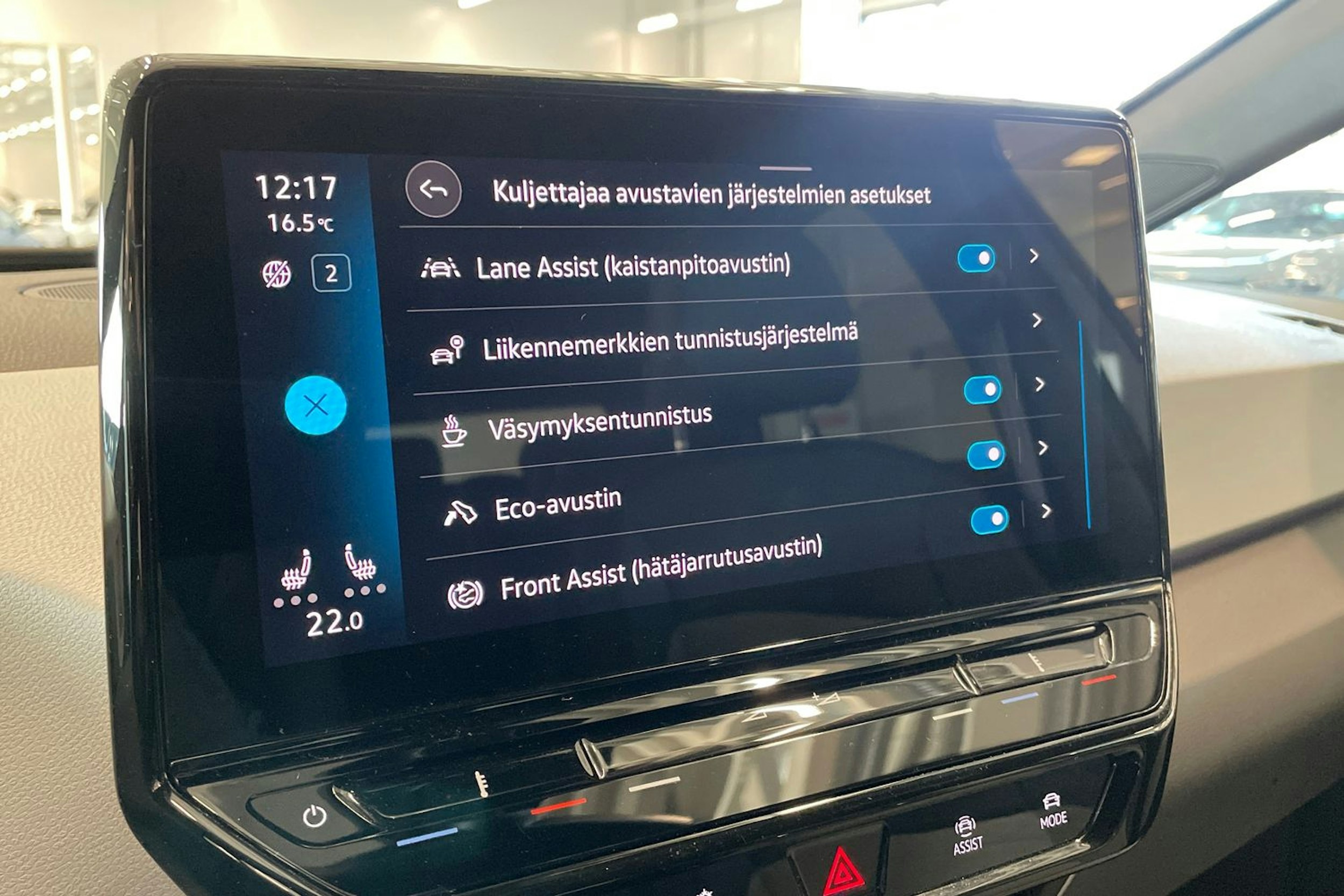 harmaa Volkswagen ID.3 2023 kuva 31.