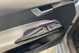 harmaa Volkswagen ID.3 2023 kuva 35.