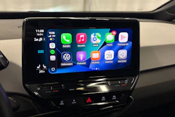 punainen Volkswagen ID.3 2023 kuva 19.