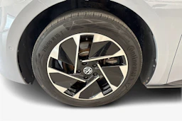 harmaa Volkswagen ID.3 2023 kuva 9.