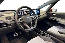 punainen Volkswagen ID.3 2023 kuva 6.