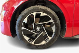 punainen Volkswagen ID.3 2023 kuva 9.