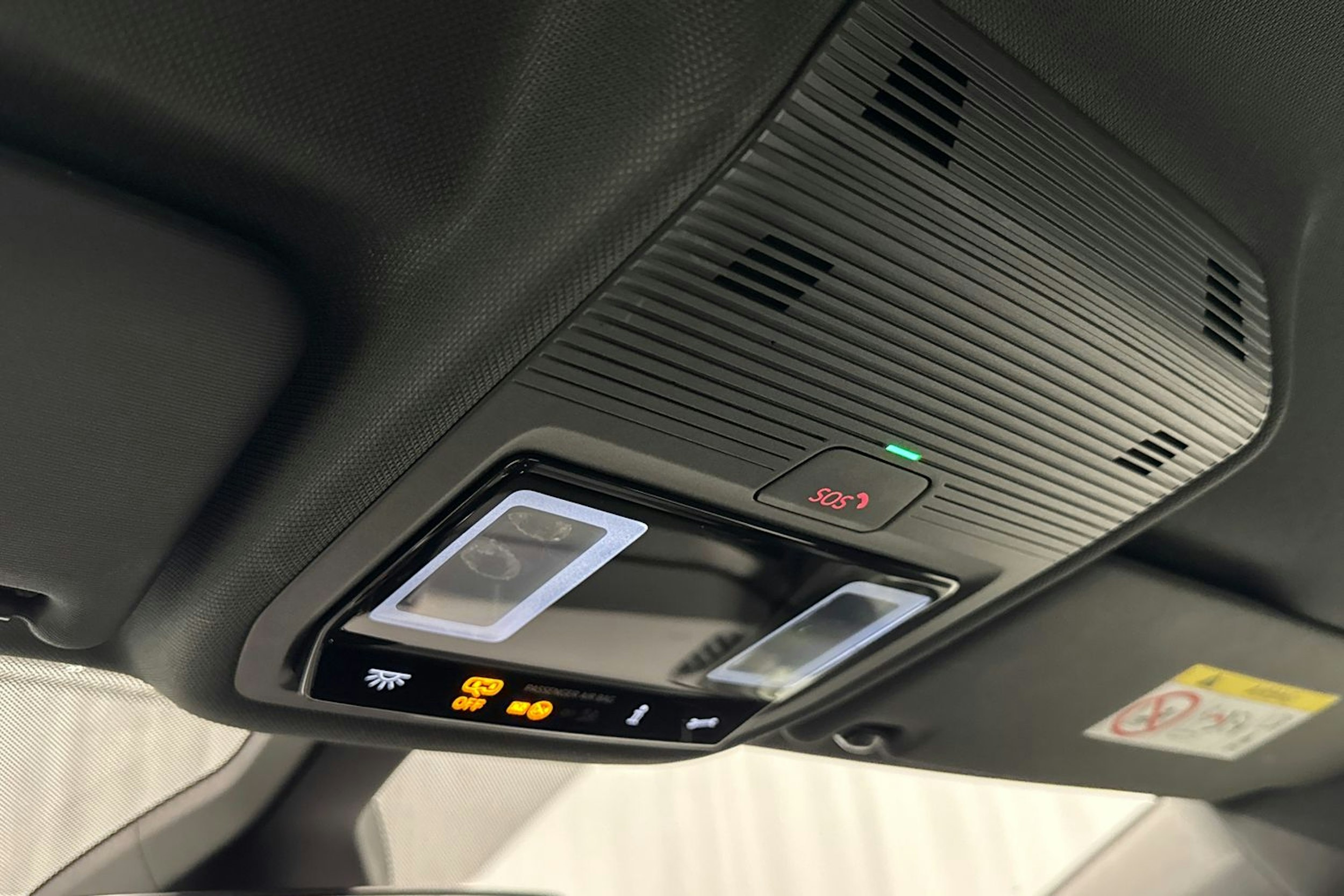 harmaa Volkswagen ID.3 2023 kuva 22.