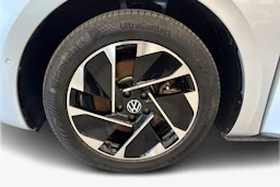 harmaa Volkswagen ID.3 2023 kuva 9.