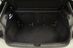 valkoinen Volkswagen ID.3 2023 kuva 14.