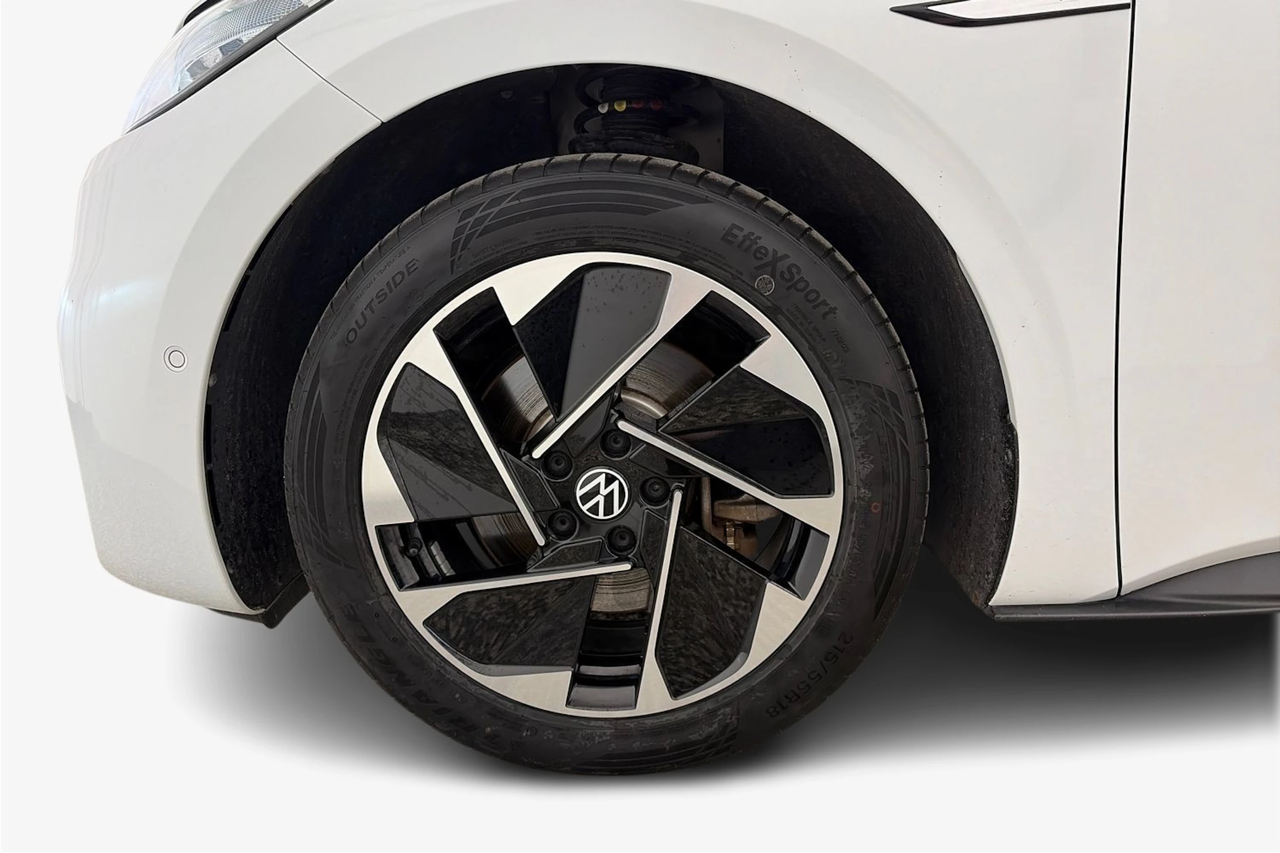 valkoinen Volkswagen ID.3 2023 kuva 12.
