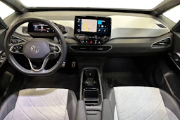 punainen Volkswagen ID.3 2023 kuva 7.