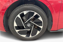 punainen Volkswagen ID.3 2023 kuva 9.