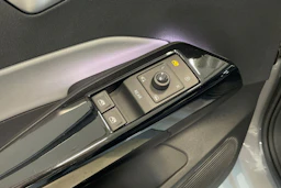 harmaa Volkswagen ID.3 2023 kuva 29.