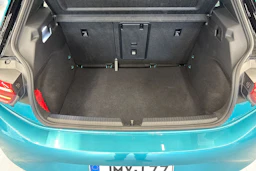 sininen Volkswagen ID.3 2023 kuva 15.