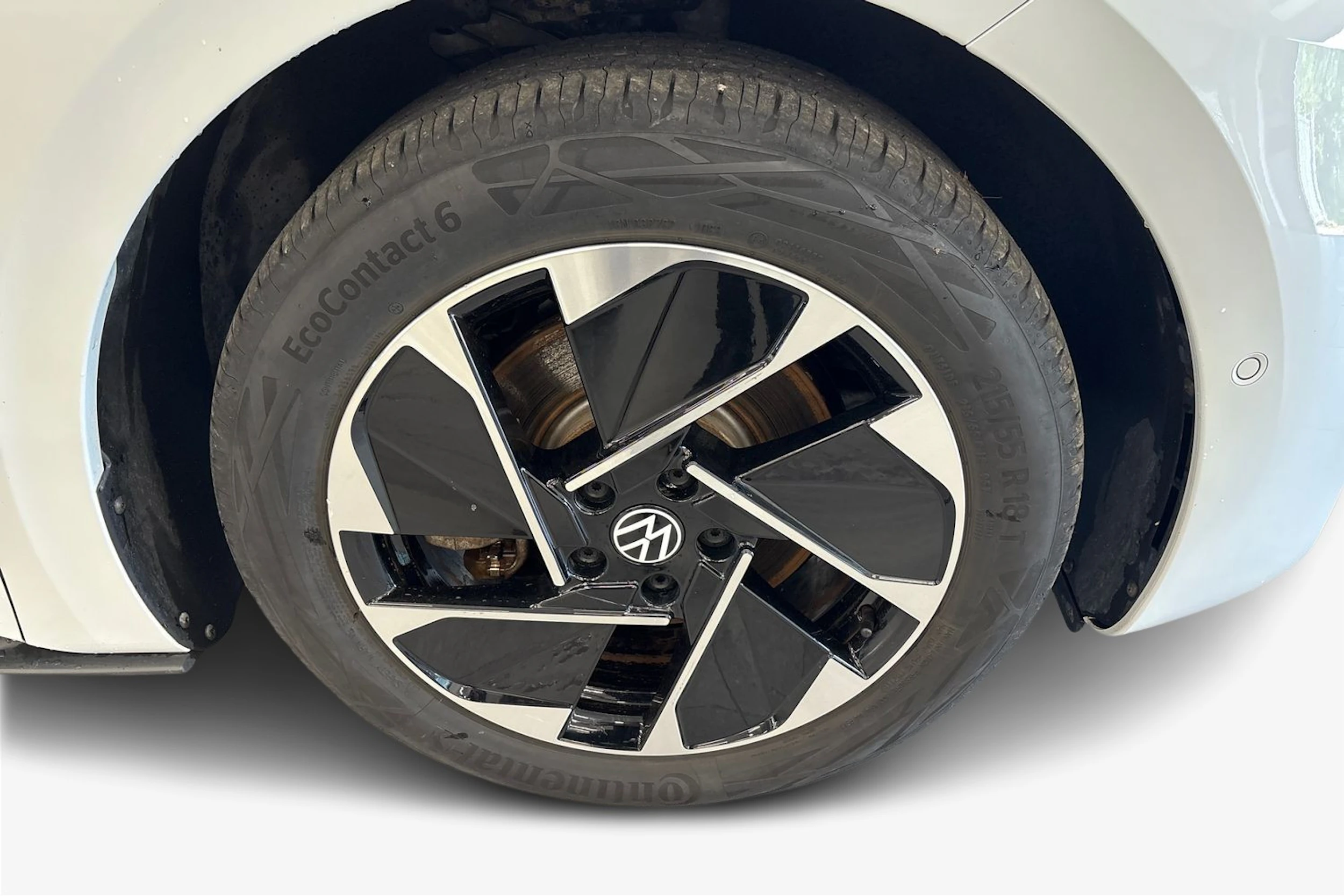 valkoinen Volkswagen ID.3 2023 kuva 9.