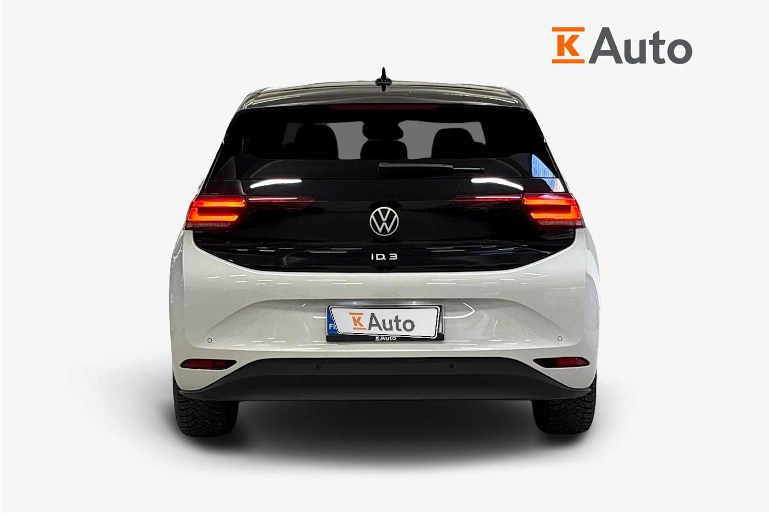 valkoinen Volkswagen ID.3 2023 kuva 3.