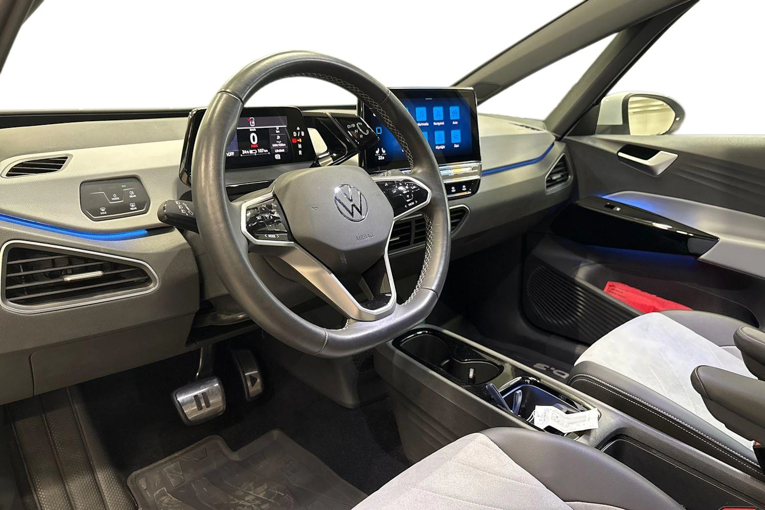 valkoinen Volkswagen ID.3 2023 kuva 7.