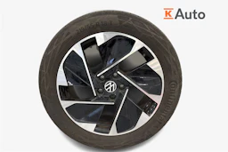 valkoinen Volkswagen ID.3 2023 kuva 11.