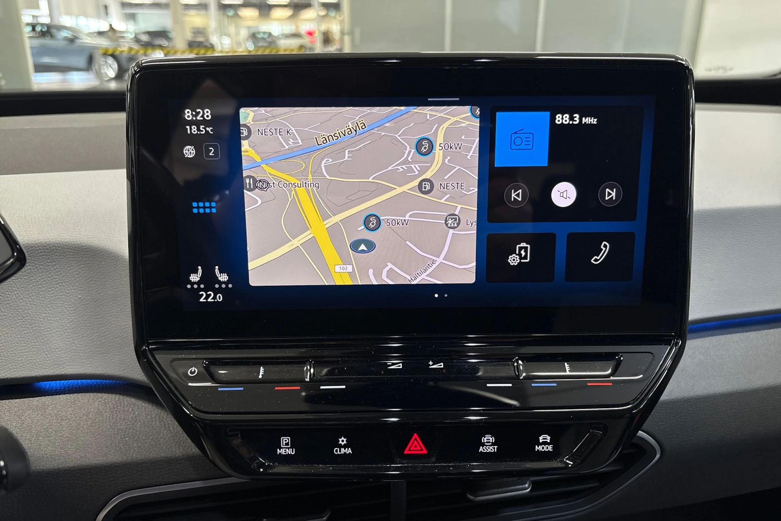 valkoinen Volkswagen ID.3 2023 kuva 14.