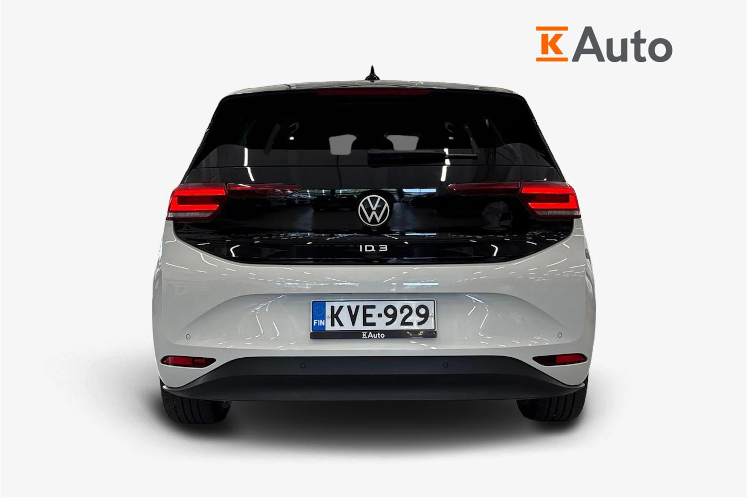 valkoinen Volkswagen ID.3 2023 kuva 3.