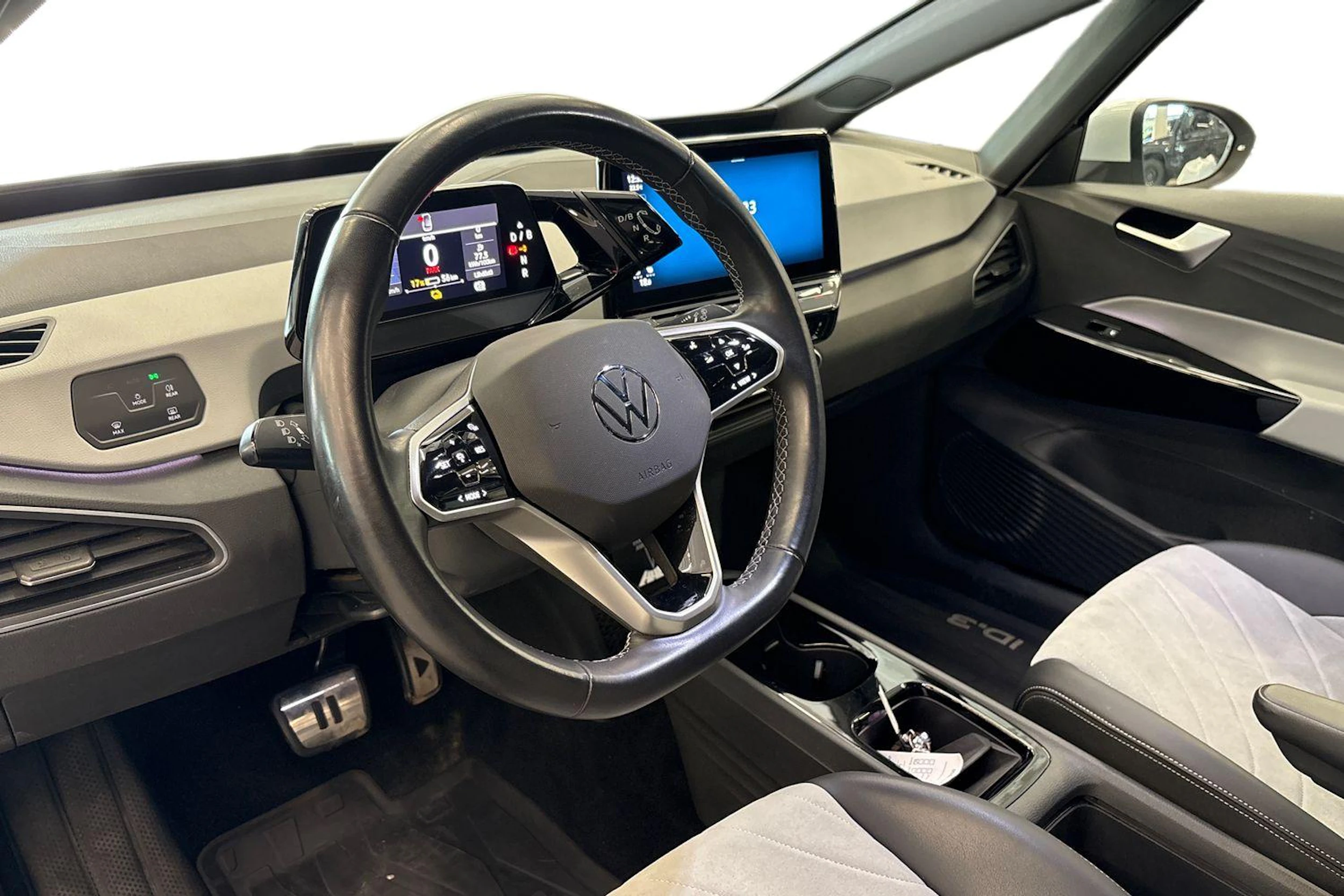 valkoinen Volkswagen ID.3 2023 kuva 6.
