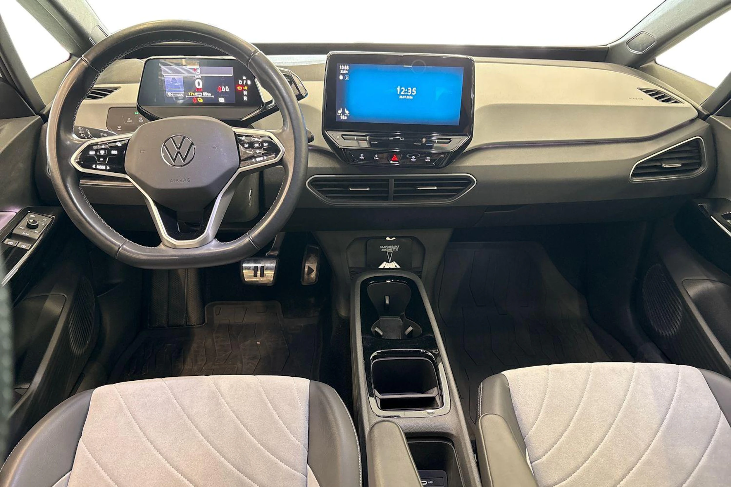 valkoinen Volkswagen ID.3 2023 kuva 7.