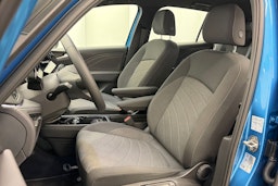 sininen Volkswagen ID.3 2023 kuva 15.