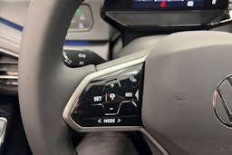 sininen Volkswagen ID.3 2023 kuva 17.