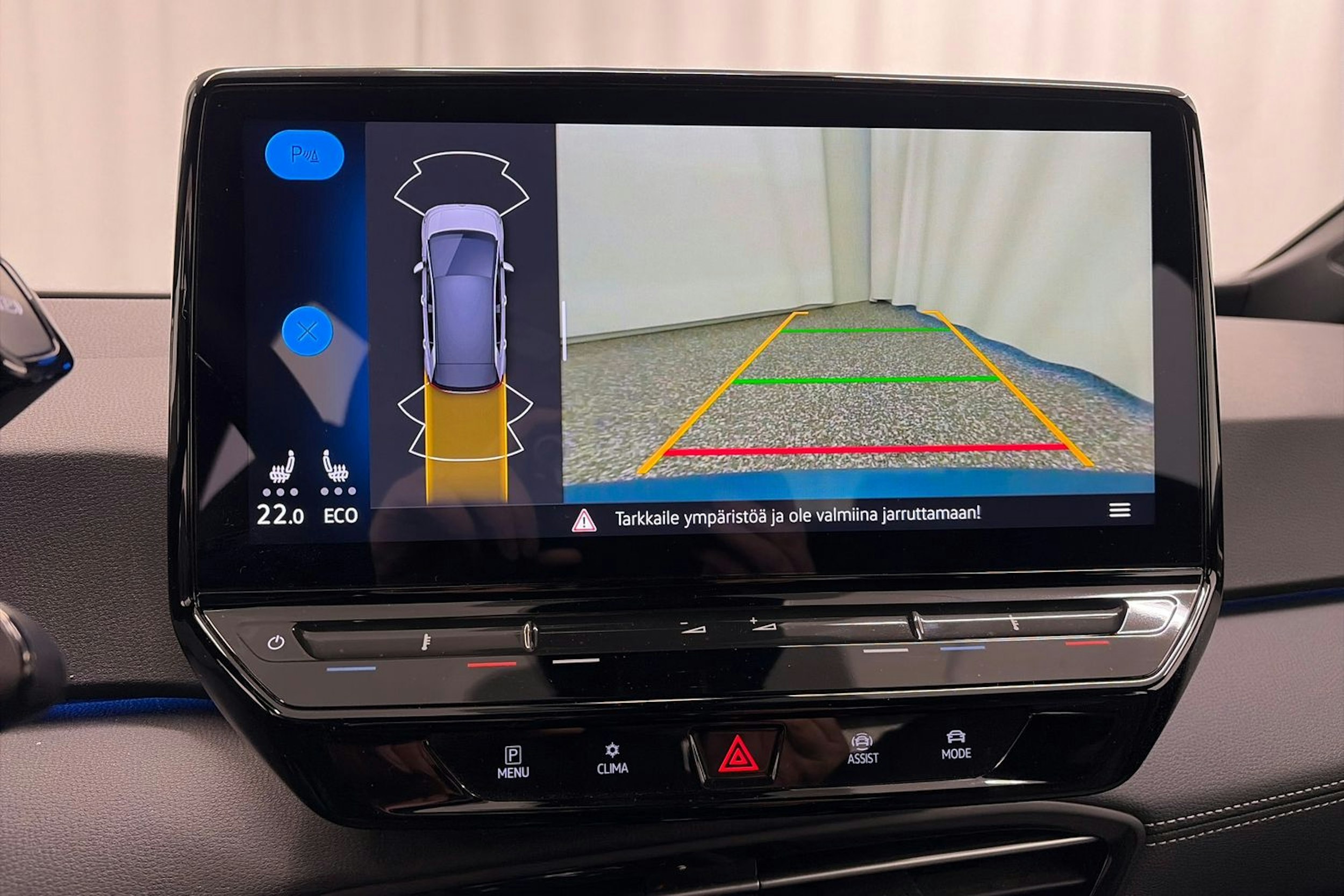 sininen Volkswagen ID.3 2023 kuva 20.