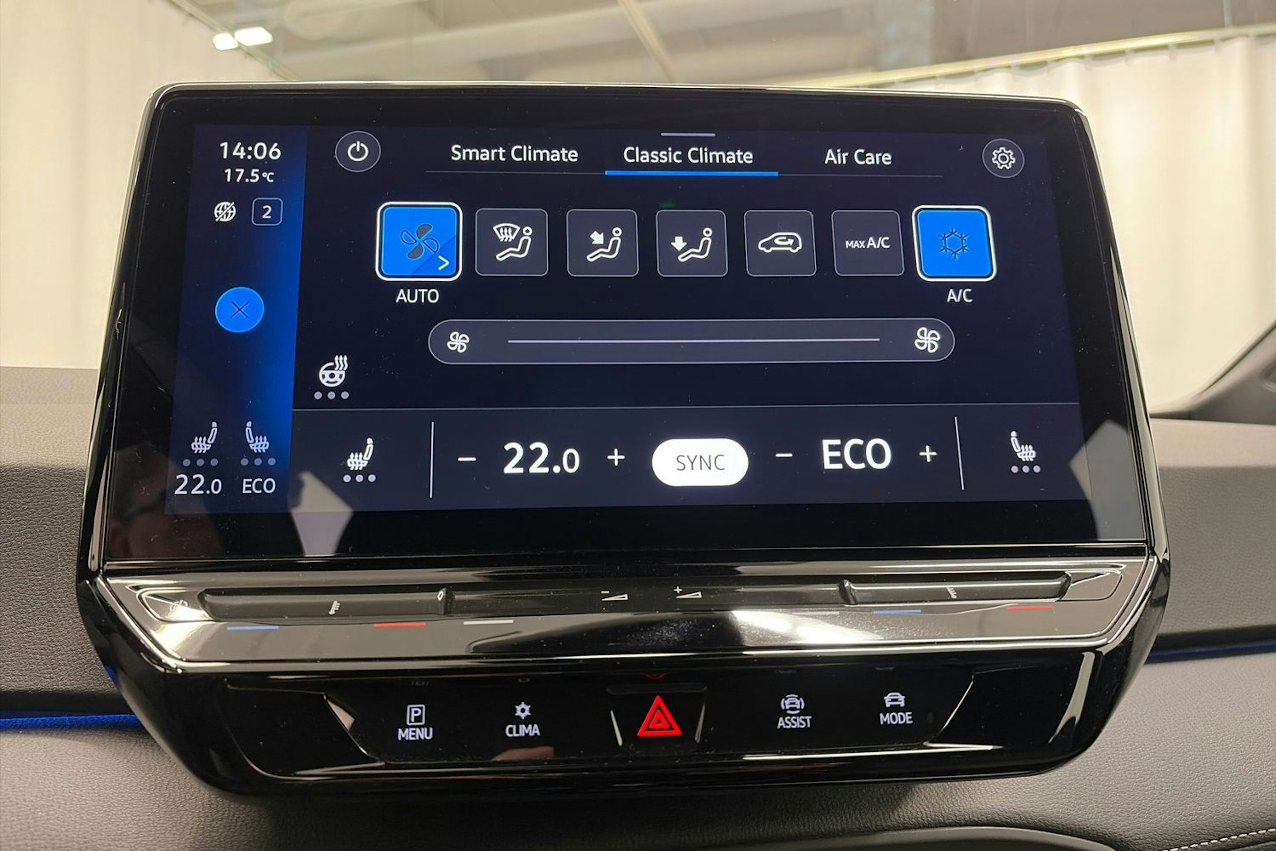 sininen Volkswagen ID.3 2023 kuva 25.