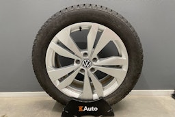punainen Volkswagen ID.3 2023 kuva 13.