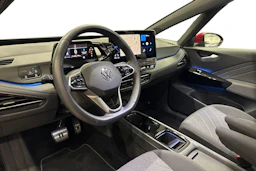 punainen Volkswagen ID.3 2023 kuva 6.