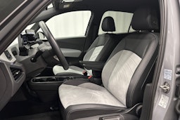 harmaa Volkswagen ID.3 2023 kuva 15.