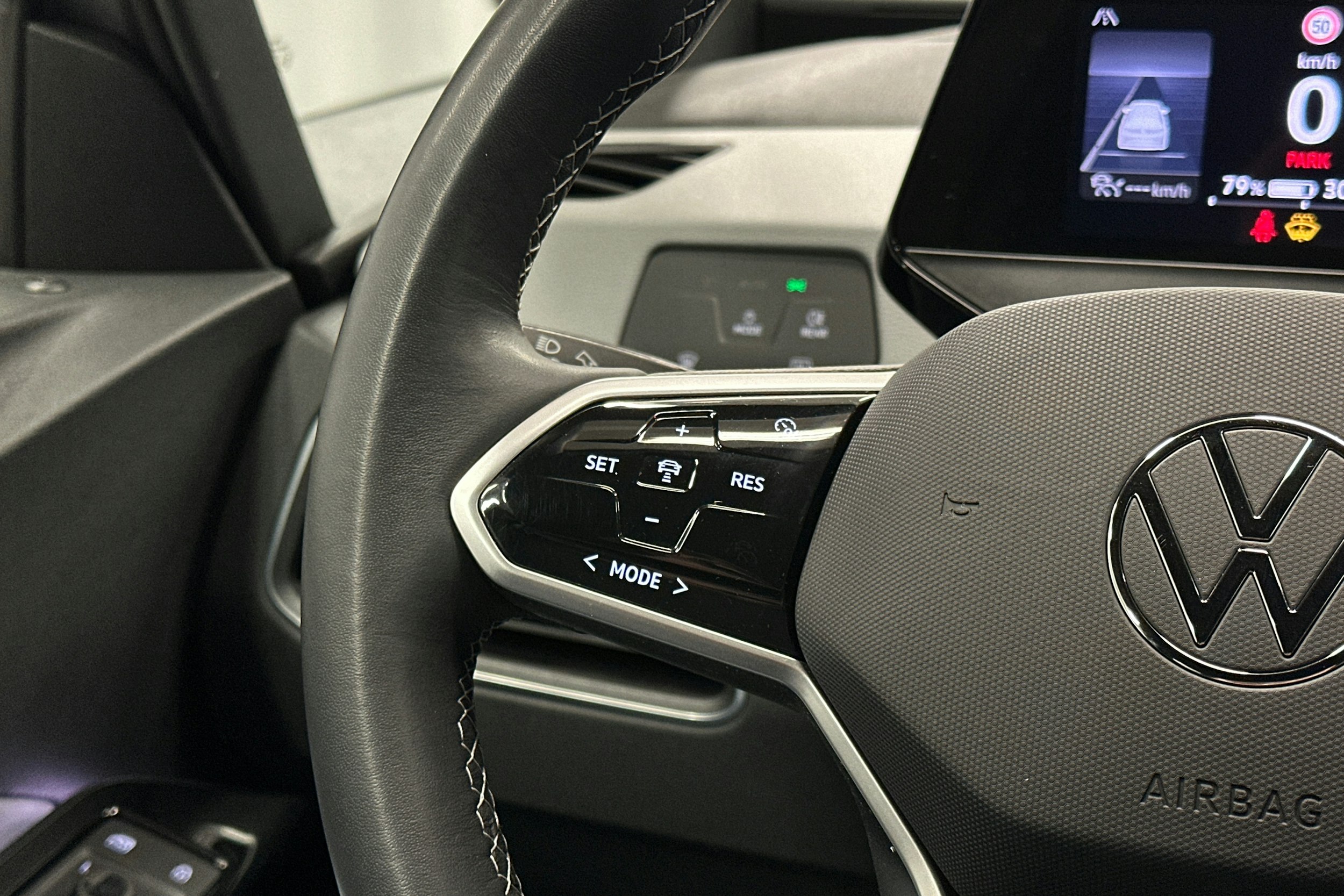 harmaa Volkswagen ID.3 2023 kuva 17.