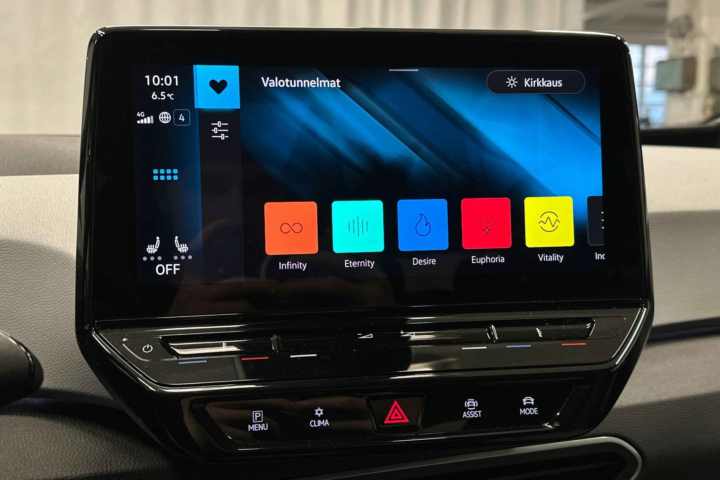 harmaa Volkswagen ID.3 2023 kuva 22.