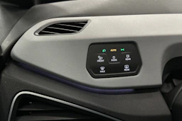 valkoinen Volkswagen ID.3 2023 kuva 20.