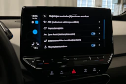 valkoinen Volkswagen ID.3 2023 kuva 23.