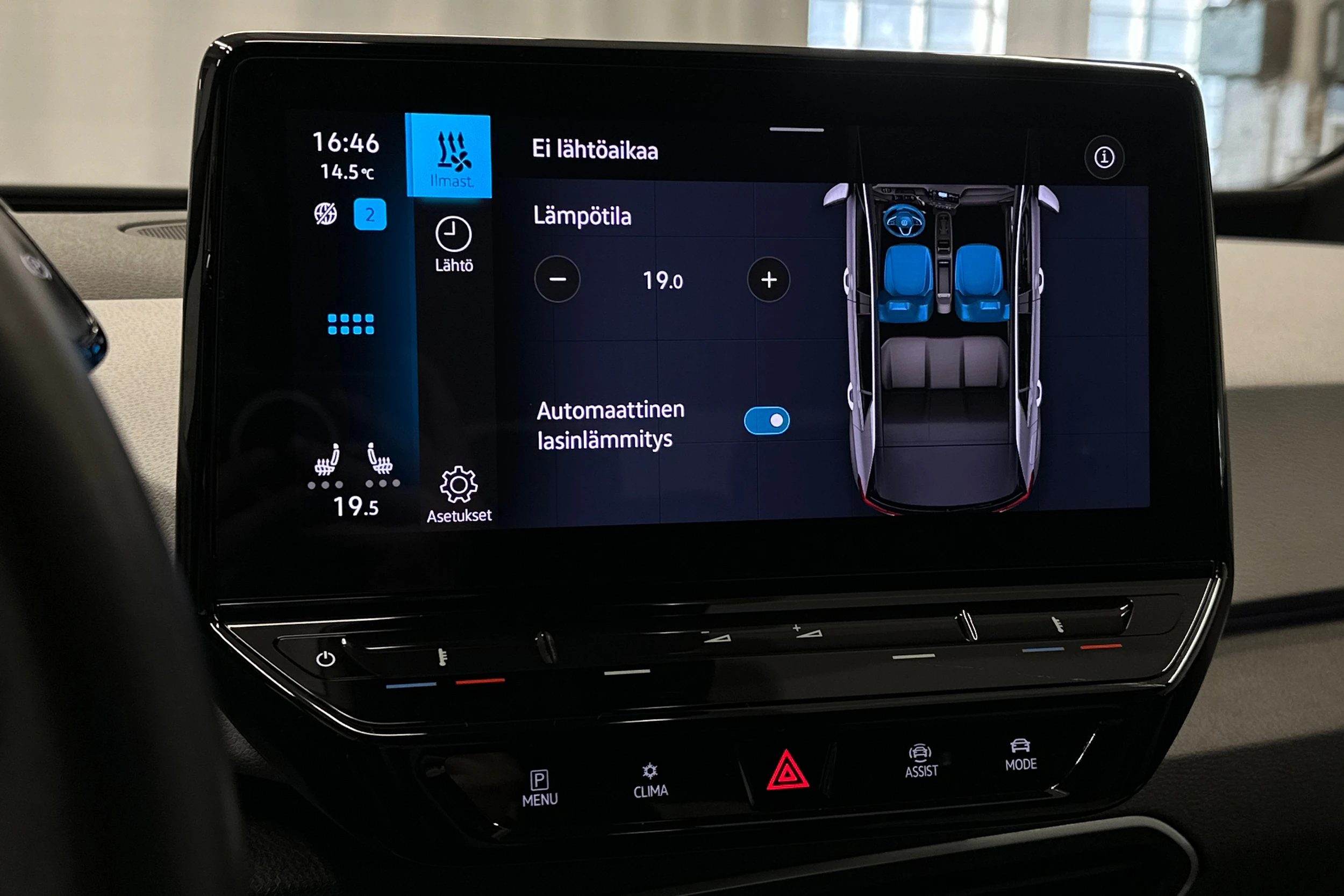 valkoinen Volkswagen ID.3 2023 kuva 27.