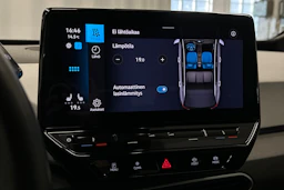 valkoinen Volkswagen ID.3 2023 kuva 27.