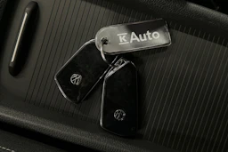 valkoinen Volkswagen ID.3 2023 kuva 33.