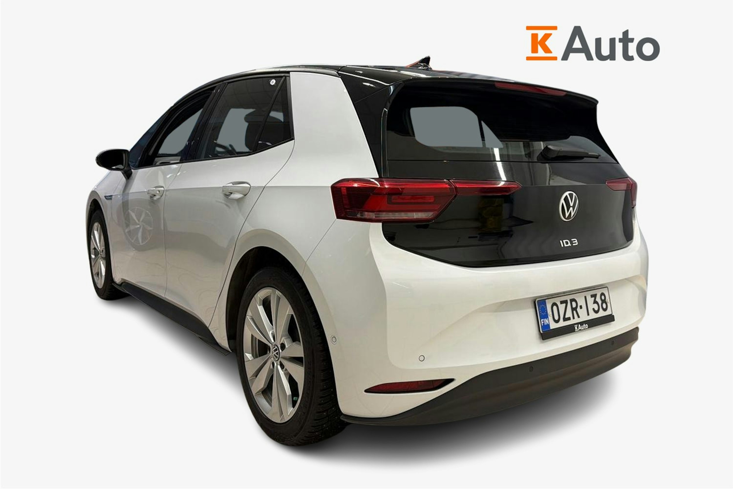 valkoinen Volkswagen ID.3 2023 kuva 2.