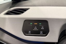 valkoinen Volkswagen ID.3 2023 kuva 20.