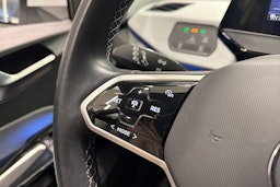 valkoinen Volkswagen ID.3 2023 kuva 21.