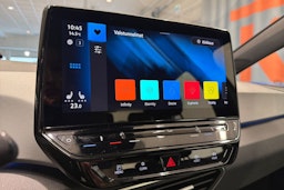 valkoinen Volkswagen ID.3 2023 kuva 28.