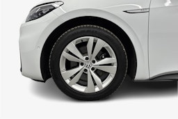 valkoinen Volkswagen ID.3 2023 kuva 11.